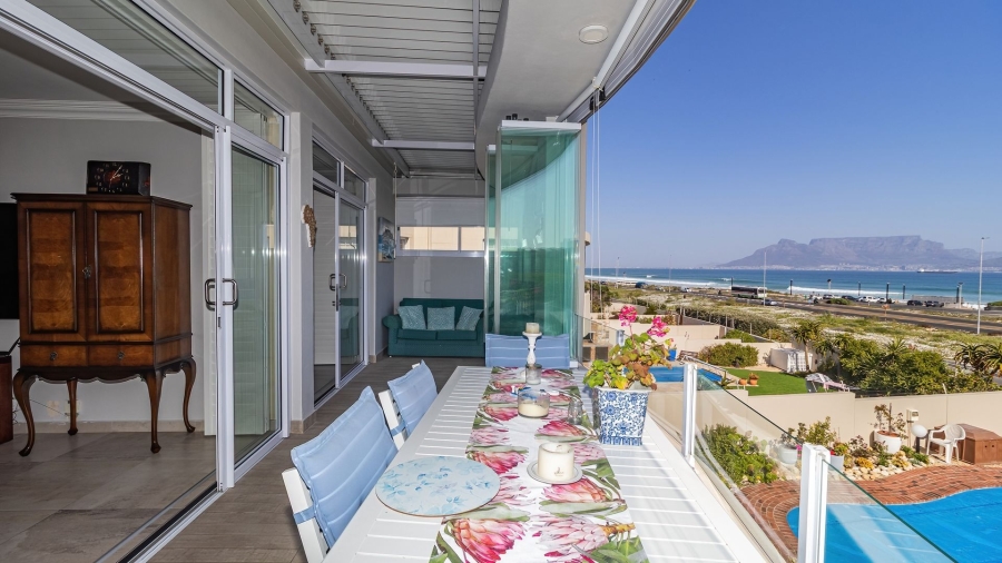 3 Bedroom Property for Sale in Bloubergstrand Western Cape